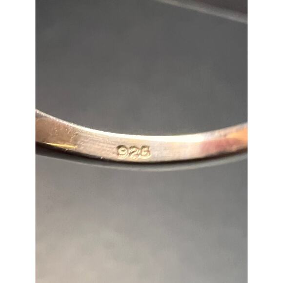 Vintage blue topaz solitaire sterling silver ring size 7 - Picture 3 of 16